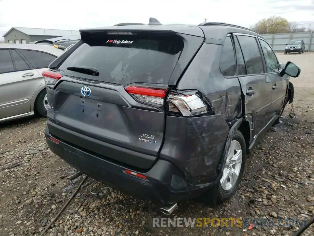 4 Photograph of a damaged car 2T3RWRFV2KW019953 TOYOTA RAV4 2019