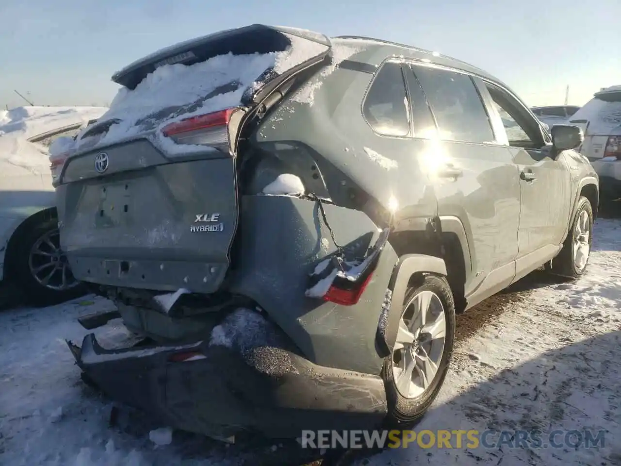 4 Photograph of a damaged car 2T3RWRFV2KW025641 TOYOTA RAV4 2019