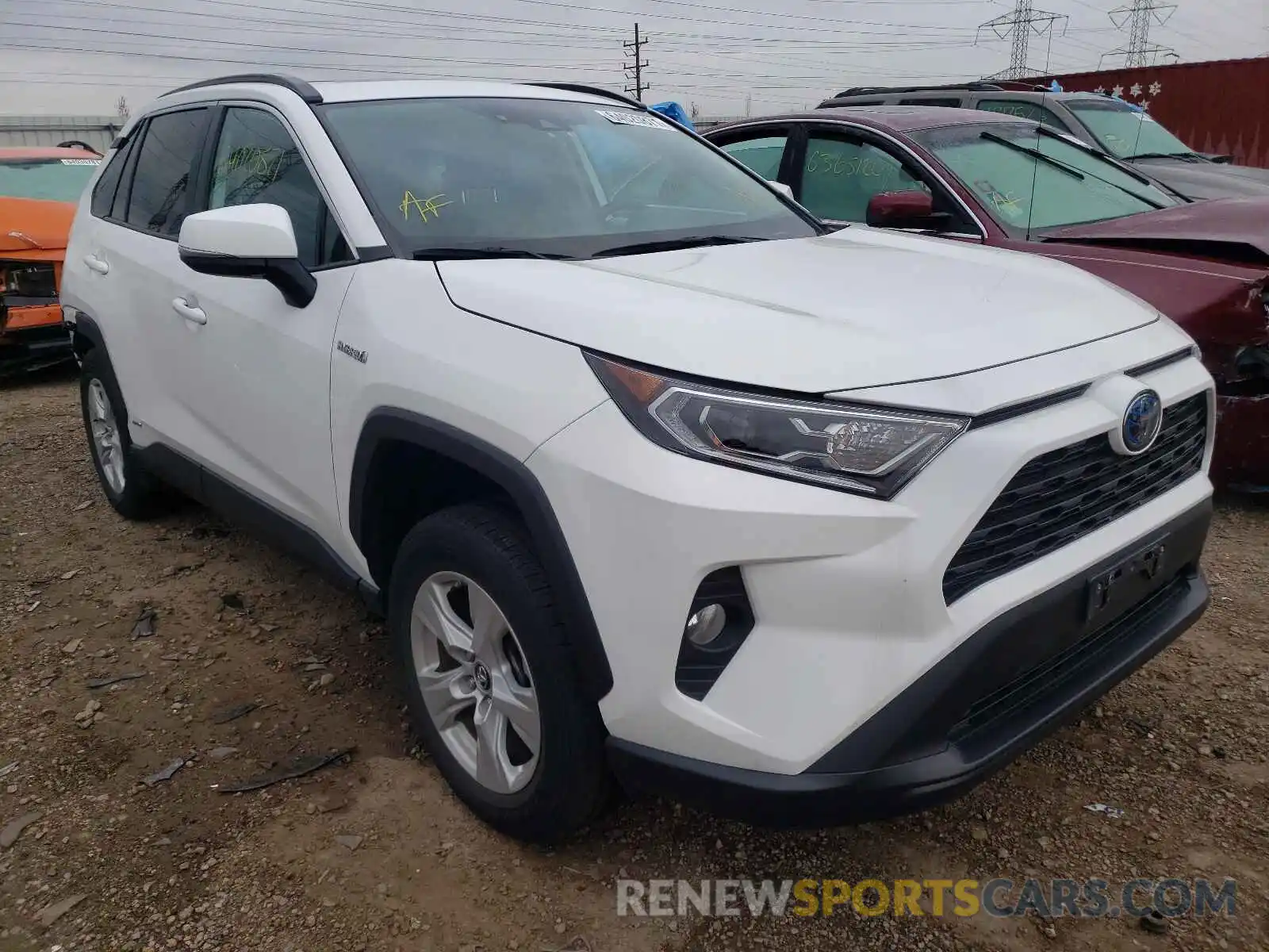 1 Photograph of a damaged car 2T3RWRFV2KW025901 TOYOTA RAV4 2019