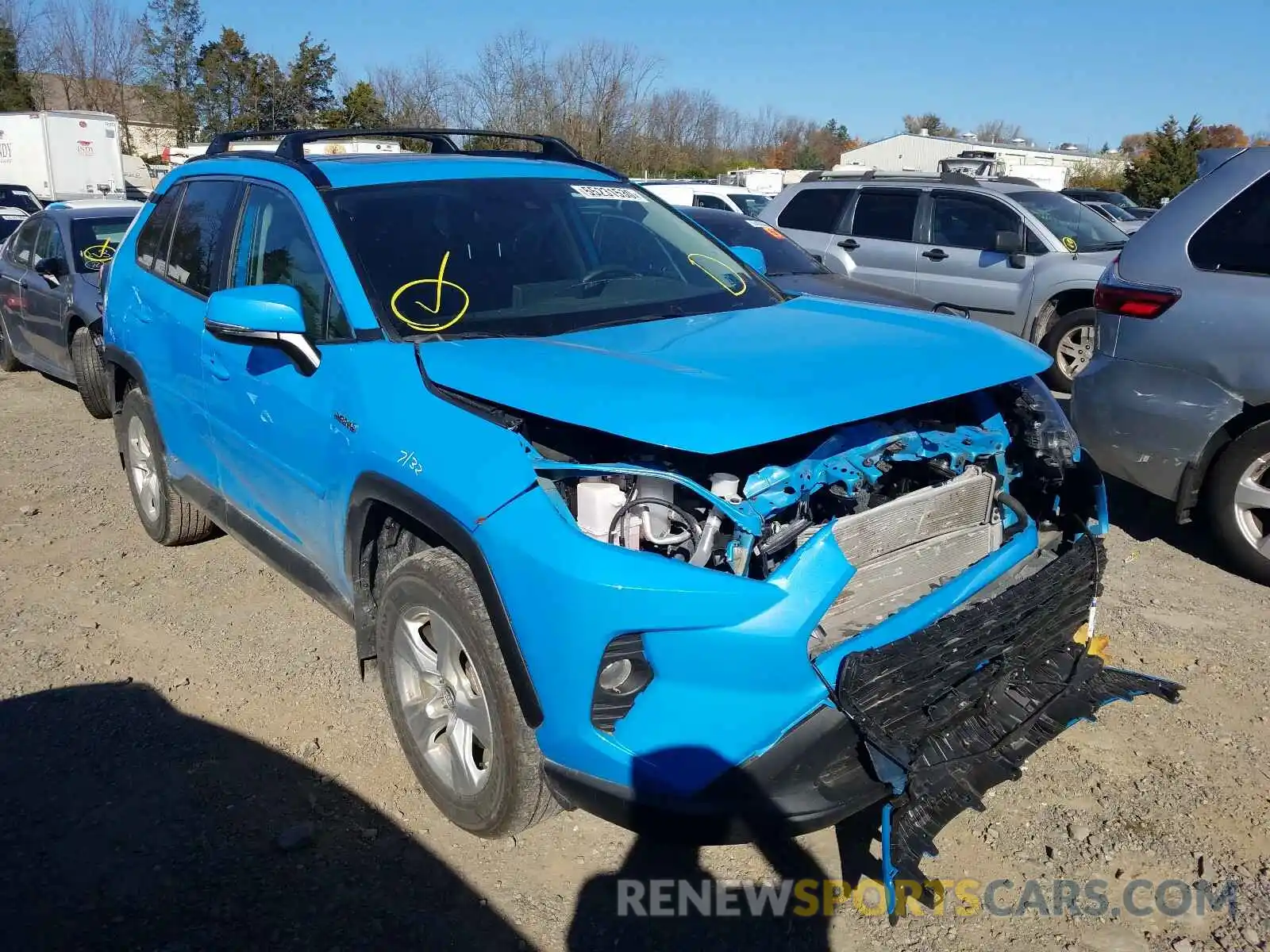 1 Photograph of a damaged car 2T3RWRFV2KW026966 TOYOTA RAV4 2019