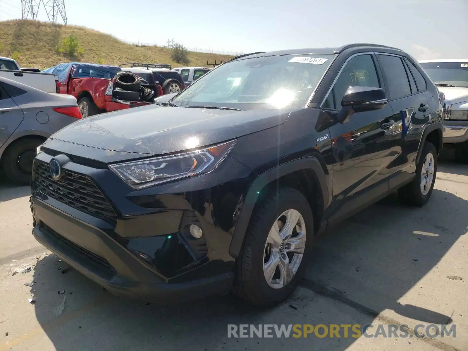 2 Photograph of a damaged car 2T3RWRFV2KW034288 TOYOTA RAV4 2019