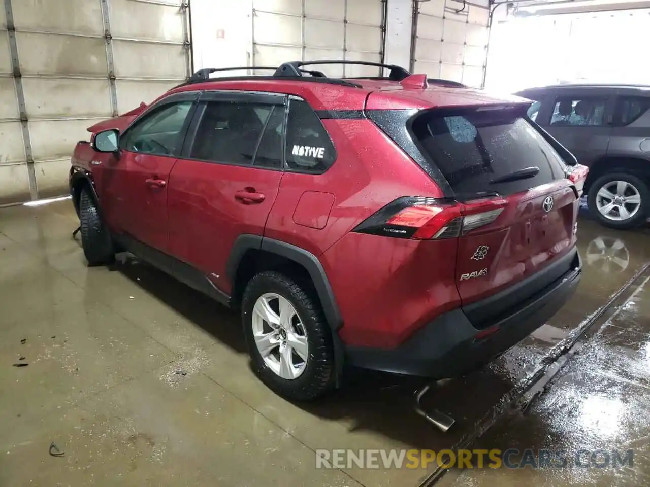 3 Photograph of a damaged car 2T3RWRFV2KW037305 TOYOTA RAV4 2019