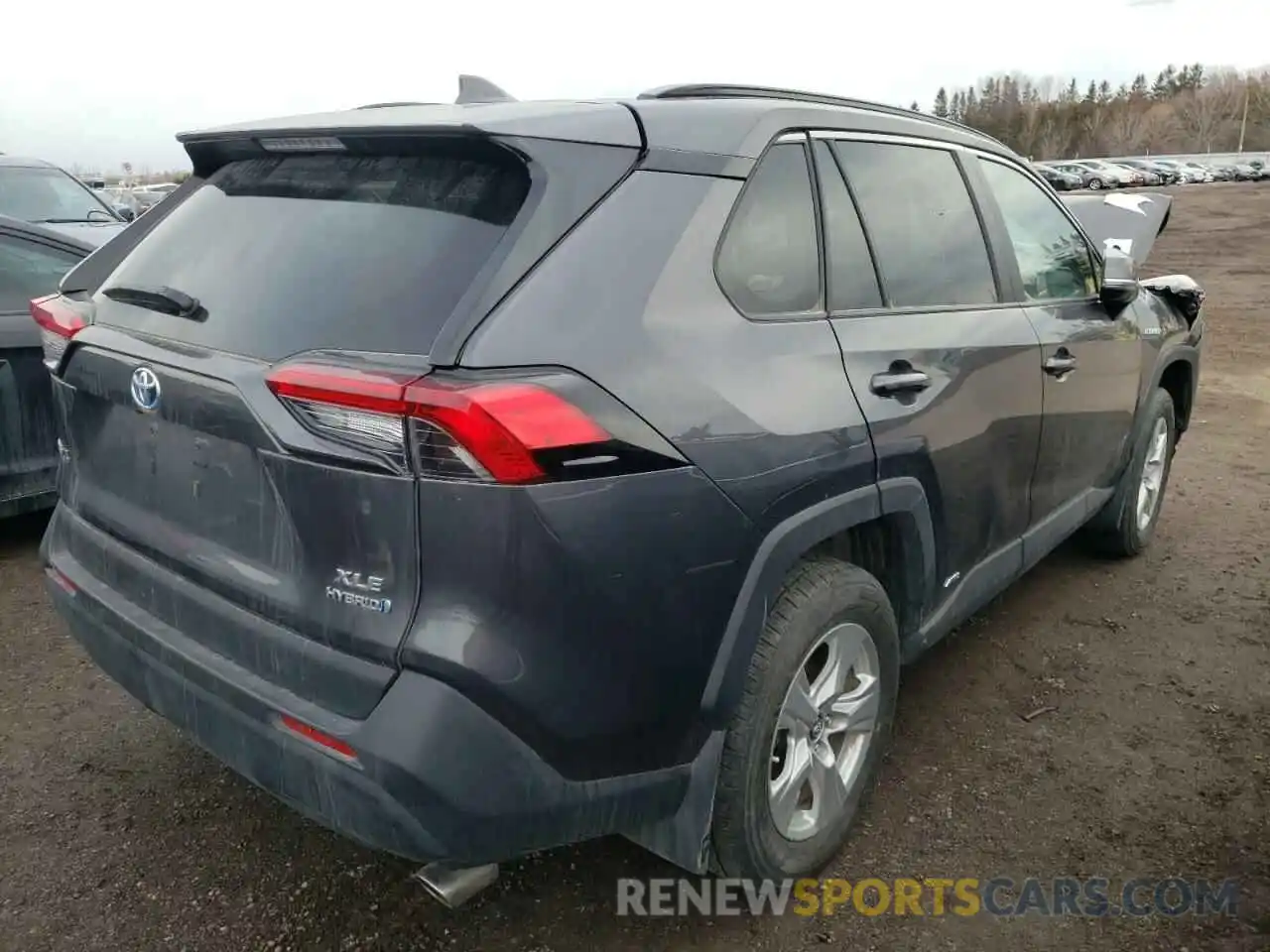 4 Photograph of a damaged car 2T3RWRFV3KW001557 TOYOTA RAV4 2019