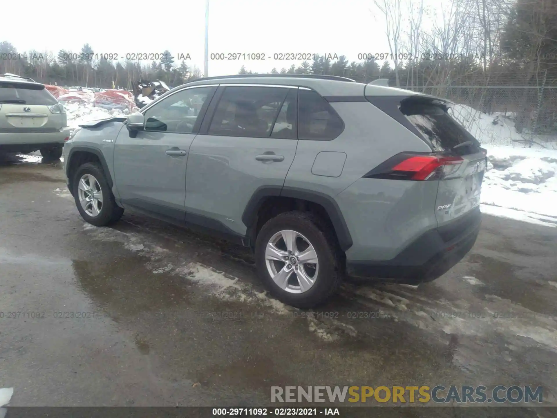 3 Photograph of a damaged car 2T3RWRFV3KW009772 TOYOTA RAV4 2019