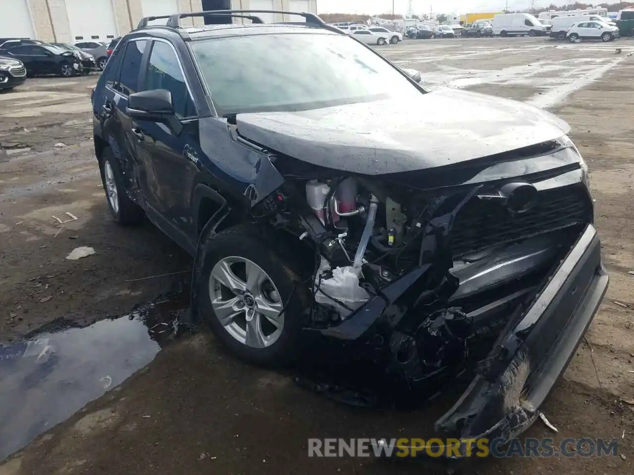 1 Photograph of a damaged car 2T3RWRFV3KW018469 TOYOTA RAV4 2019