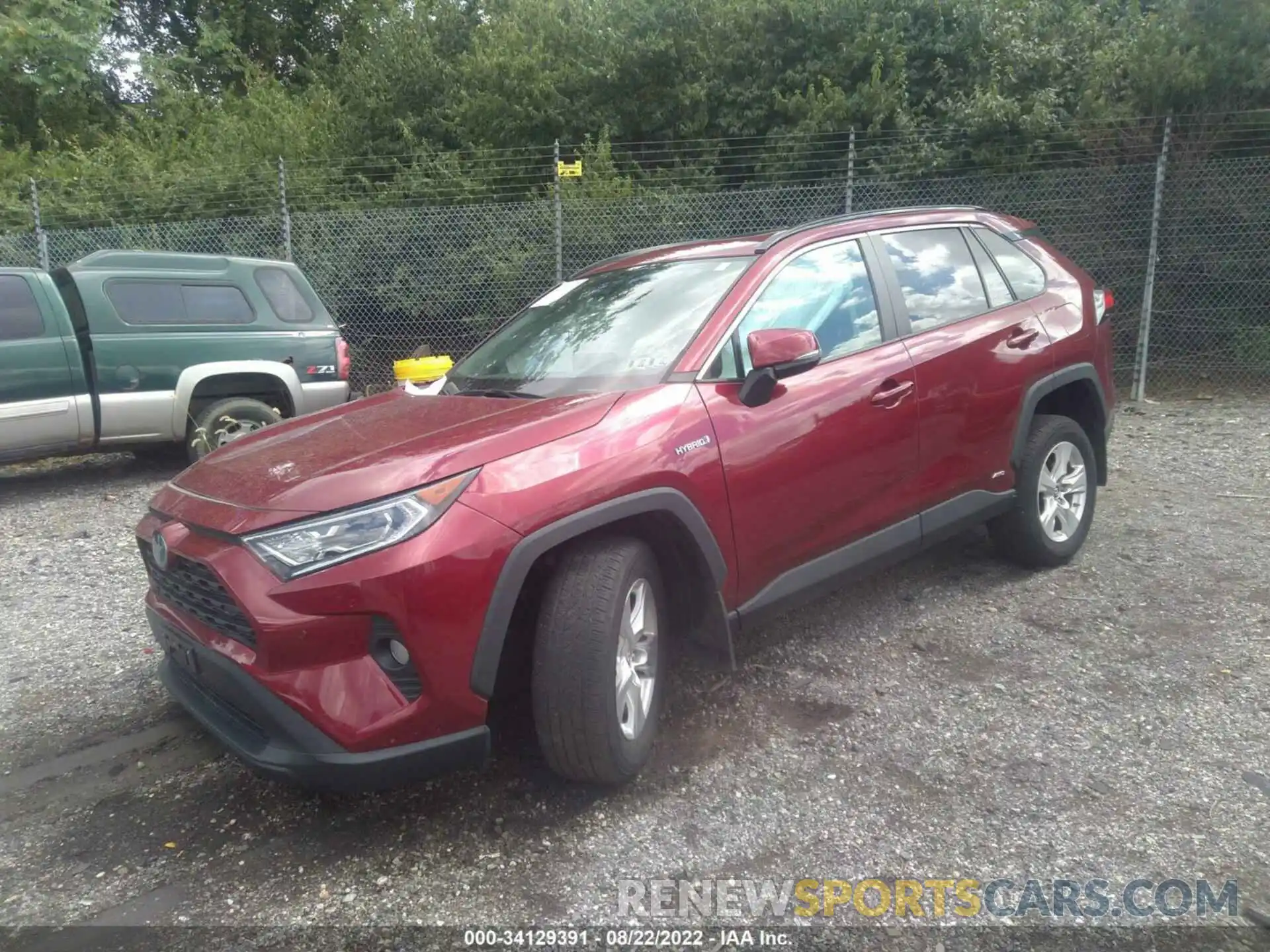 2 Photograph of a damaged car 2T3RWRFV3KW019573 TOYOTA RAV4 2019