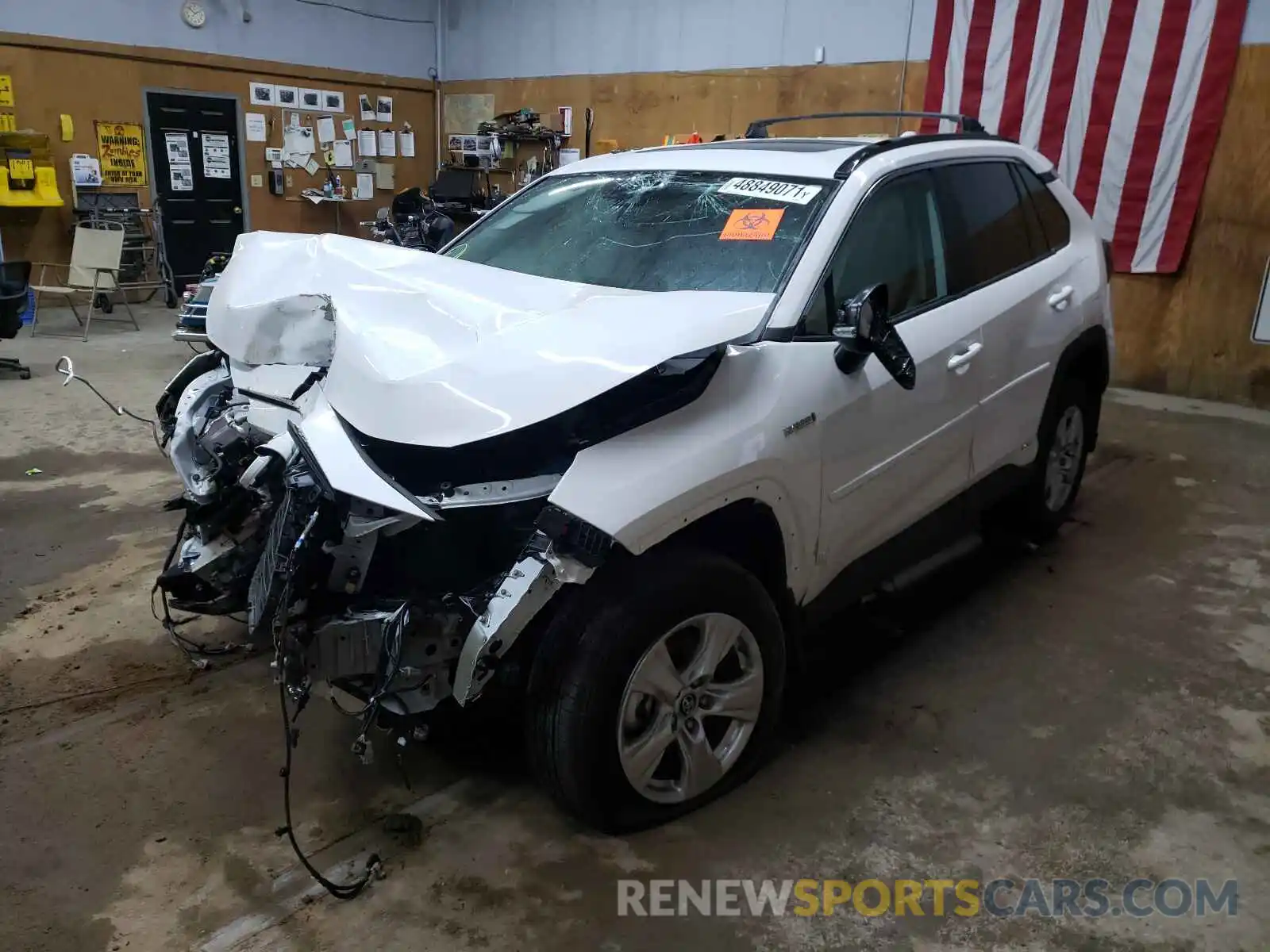 2 Photograph of a damaged car 2T3RWRFV3KW033229 TOYOTA RAV4 2019