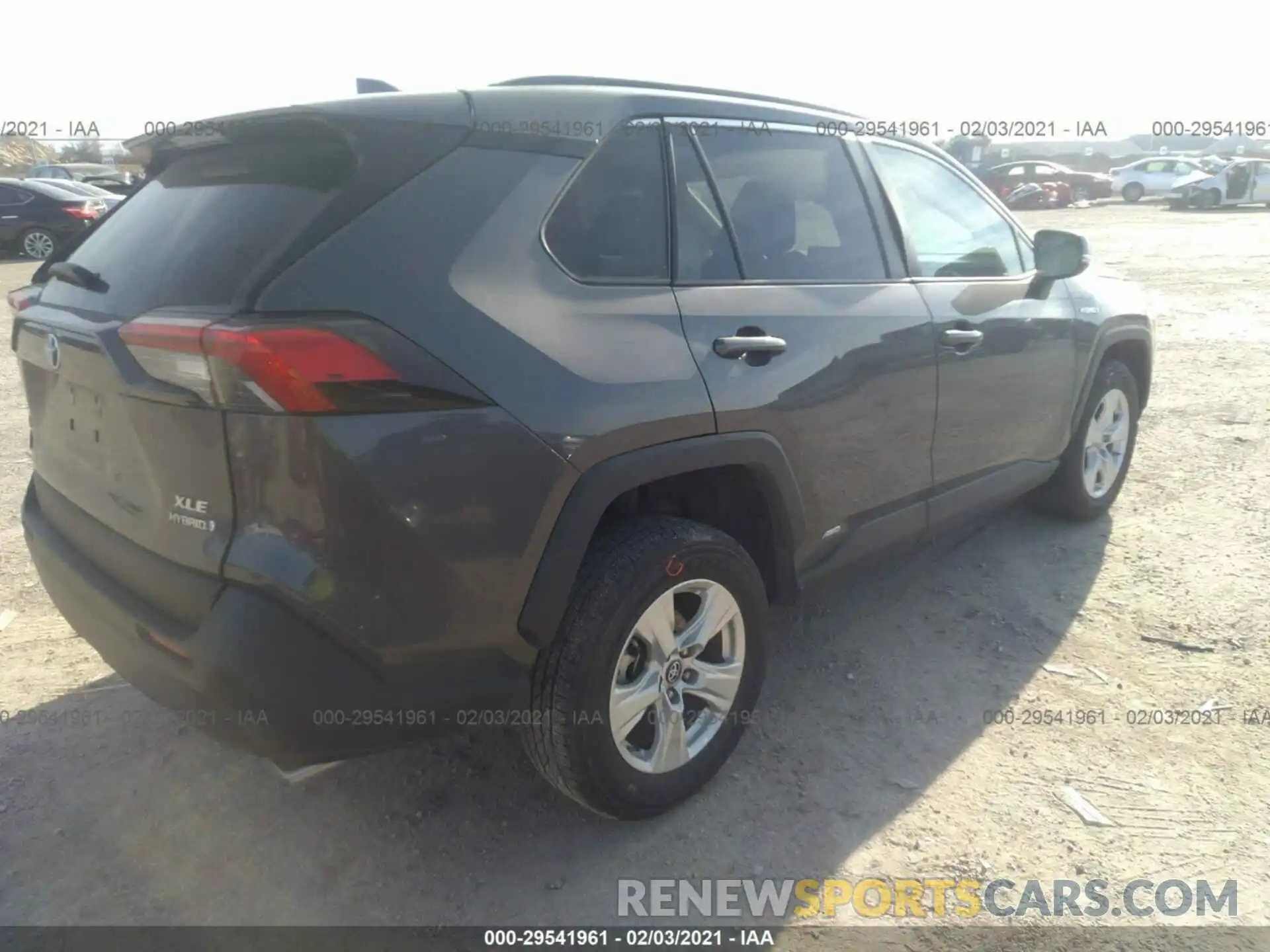 4 Photograph of a damaged car 2T3RWRFV3KW036311 TOYOTA RAV4 2019