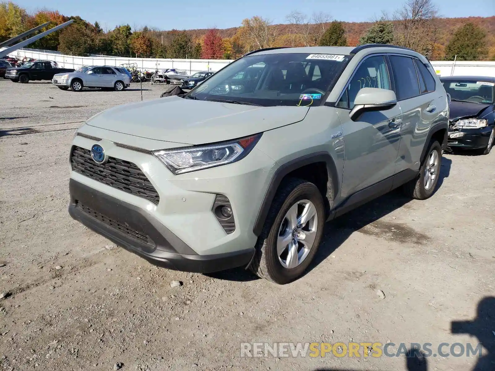 2 Photograph of a damaged car 2T3RWRFV3KW040911 TOYOTA RAV4 2019