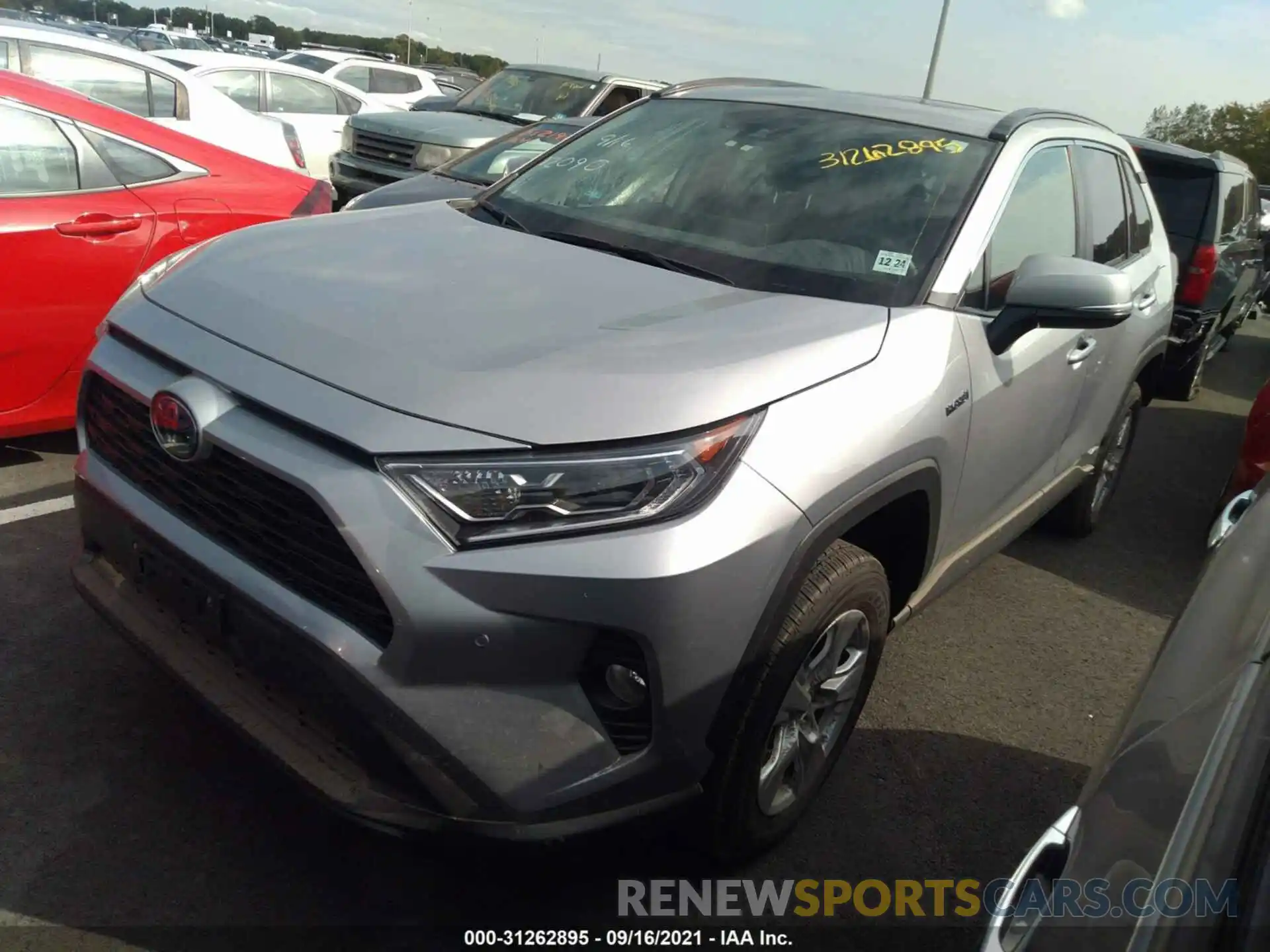 2 Photograph of a damaged car 2T3RWRFV3KW043016 TOYOTA RAV4 2019