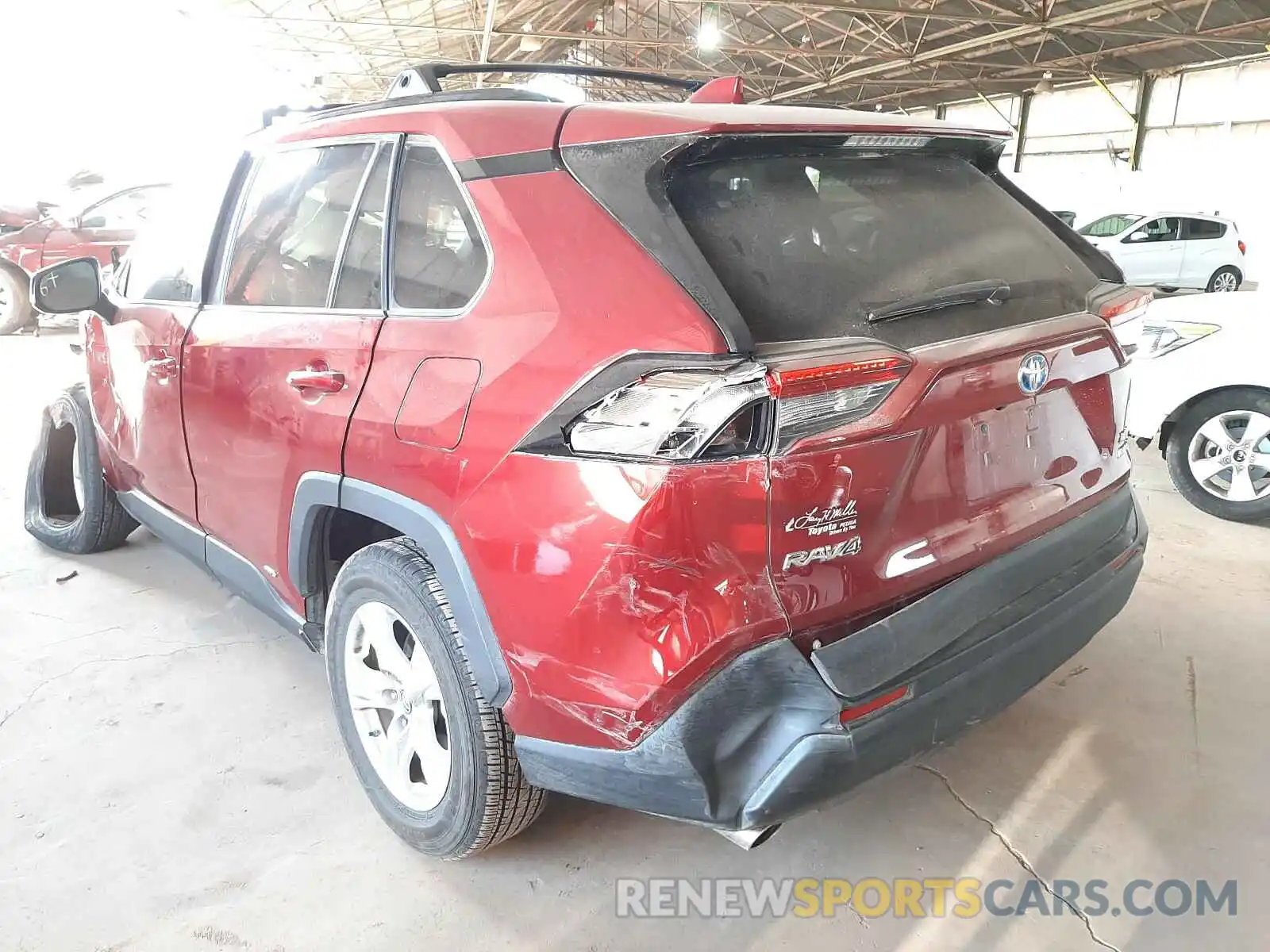 3 Фотография поврежденного автомобиля 2T3RWRFV4KW013846 TOYOTA RAV4 2019