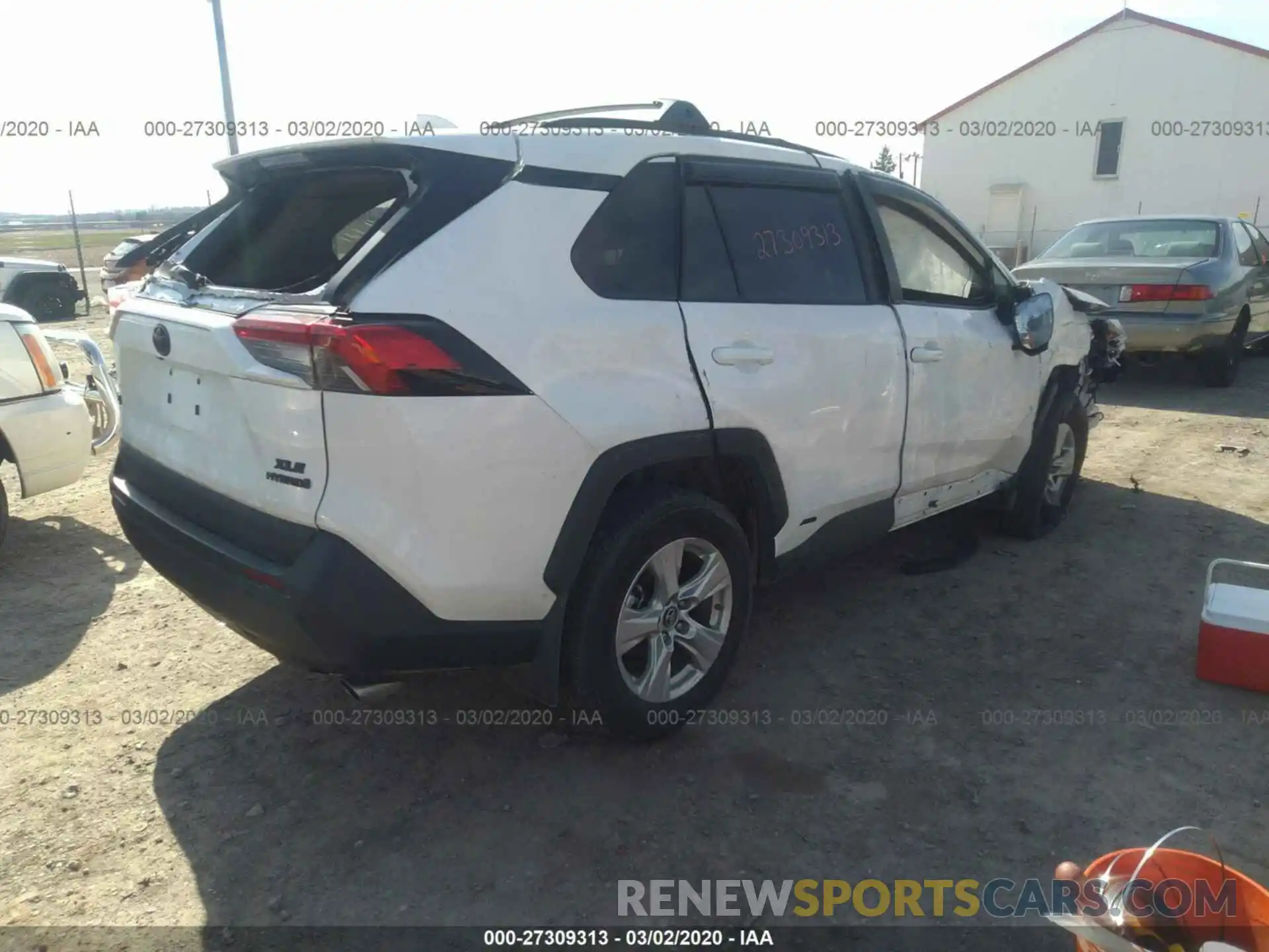 4 Photograph of a damaged car 2T3RWRFV4KW014785 TOYOTA RAV4 2019