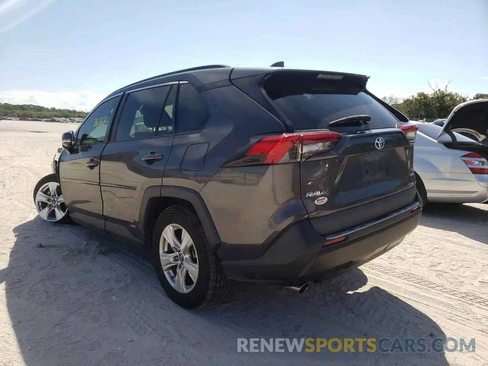 3 Photograph of a damaged car 2T3RWRFV4KW027097 TOYOTA RAV4 2019