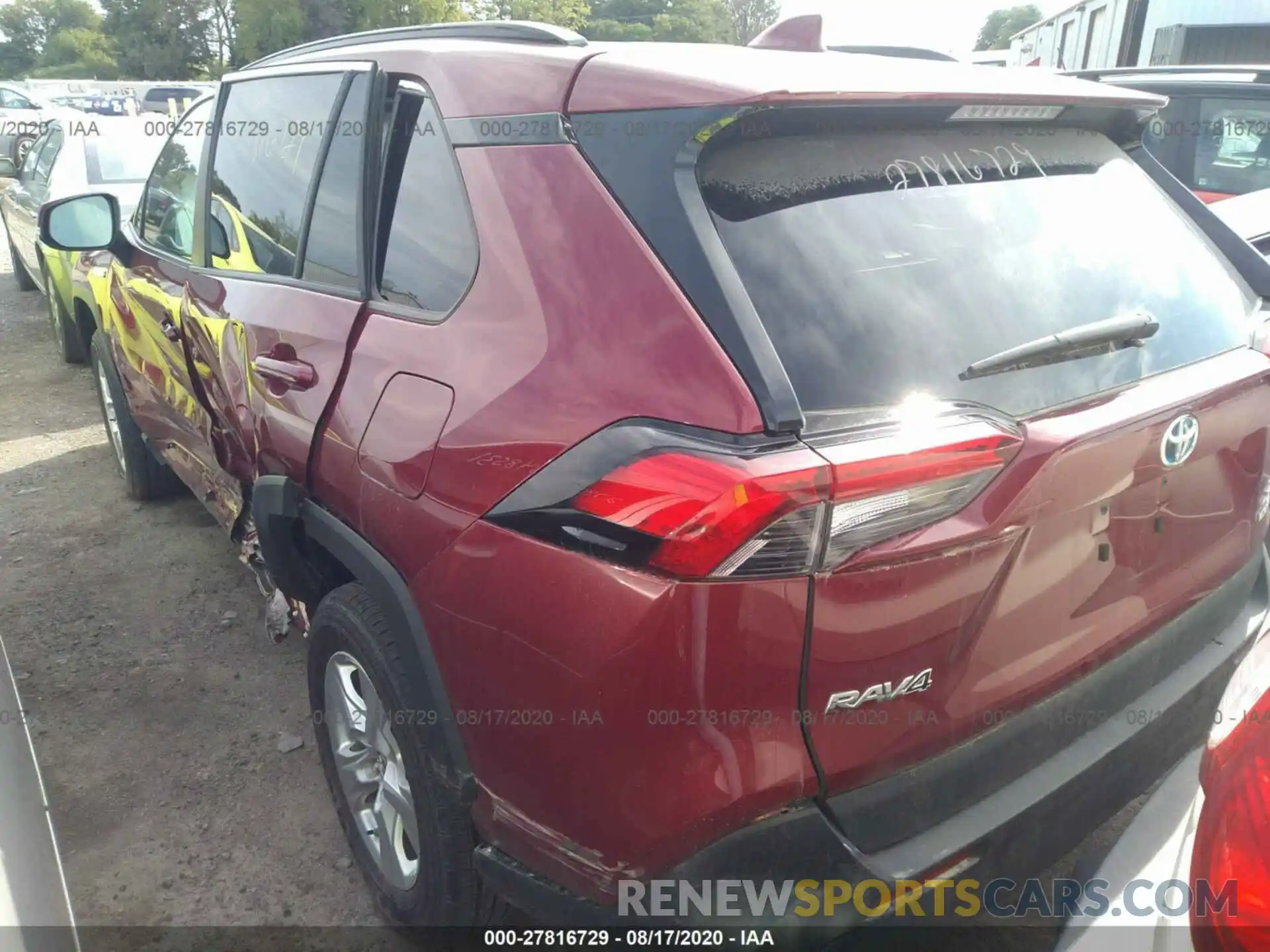 3 Photograph of a damaged car 2T3RWRFV4KW027164 TOYOTA RAV4 2019