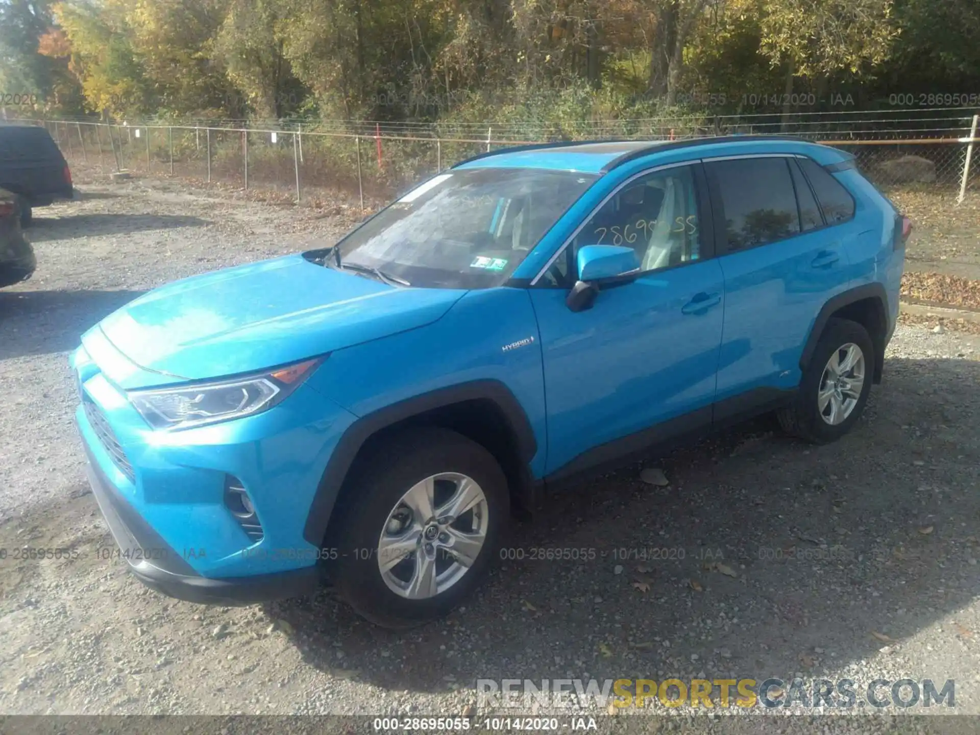 2 Photograph of a damaged car 2T3RWRFV5KW007361 TOYOTA RAV4 2019