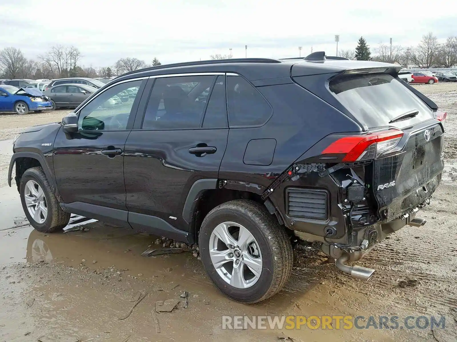 3 Photograph of a damaged car 2T3RWRFV5KW035757 TOYOTA RAV4 2019