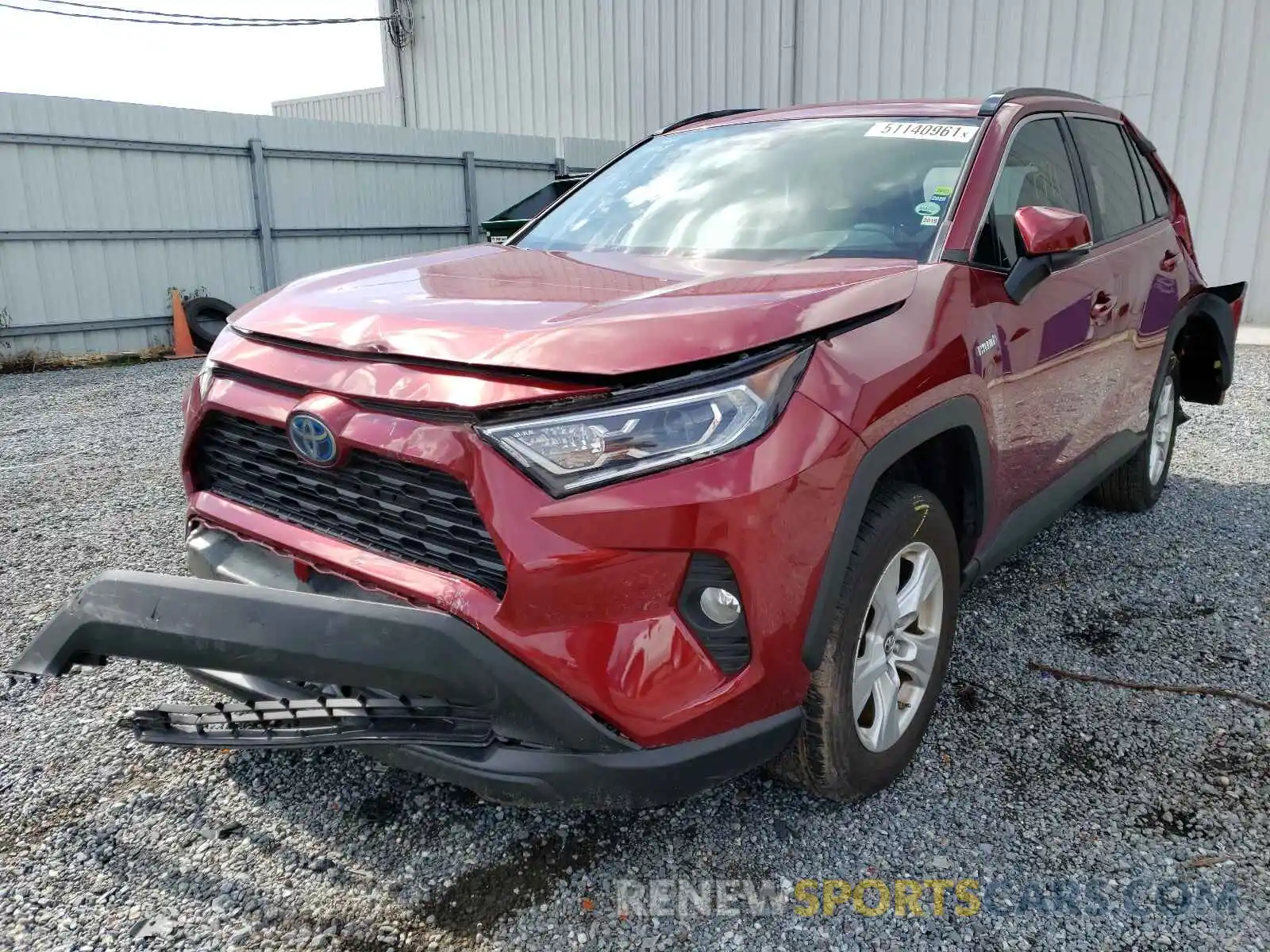 2 Photograph of a damaged car 2T3RWRFV5KW038772 TOYOTA RAV4 2019