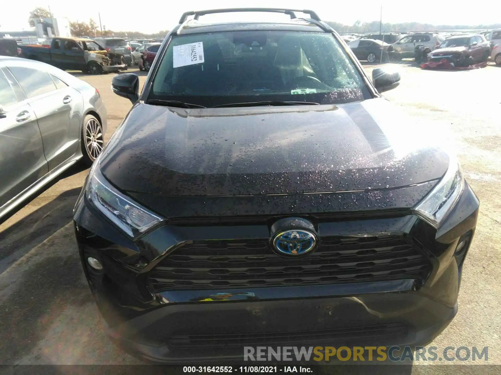 6 Photograph of a damaged car 2T3RWRFV6KW009846 TOYOTA RAV4 2019