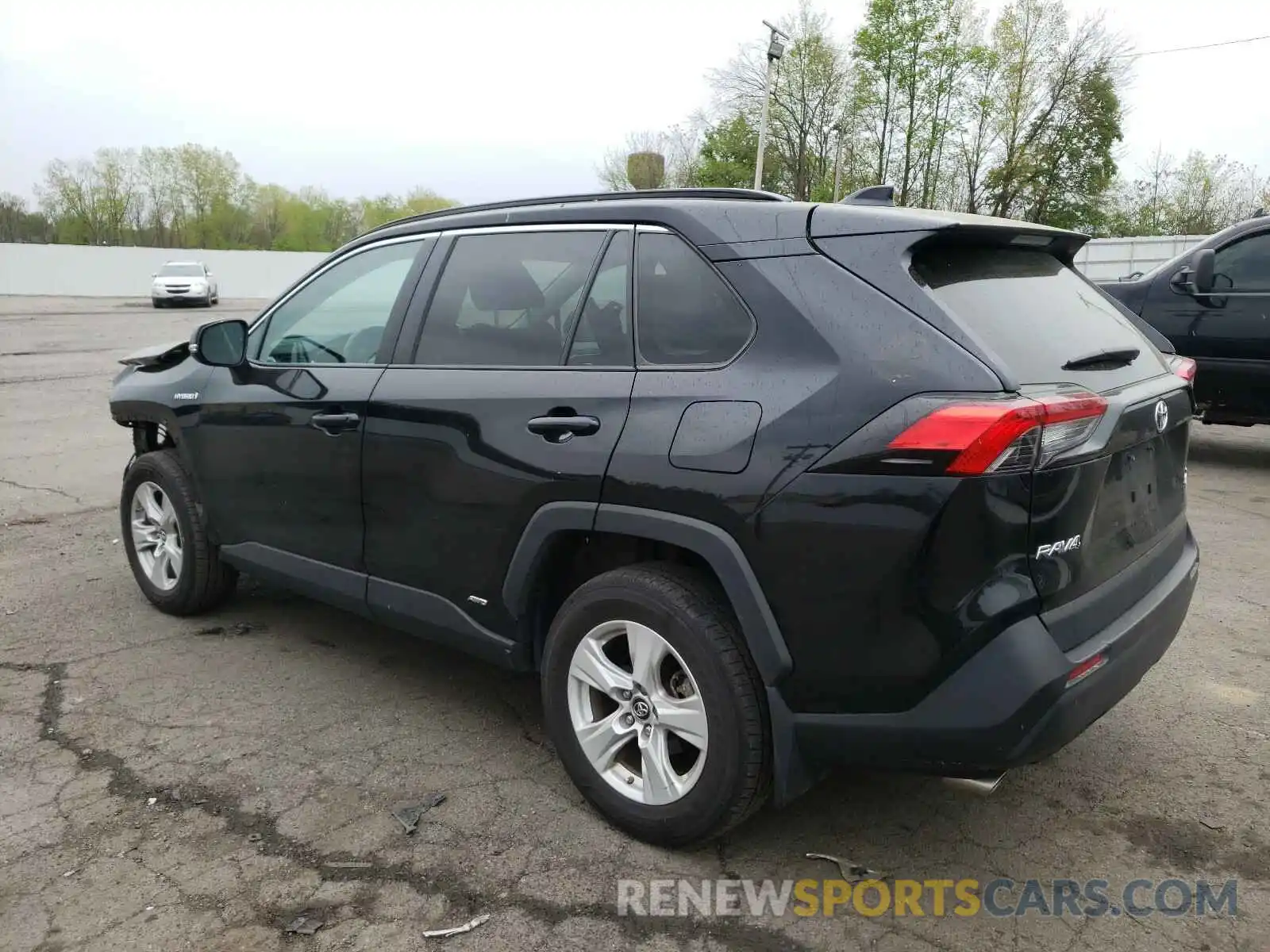 3 Photograph of a damaged car 2T3RWRFV6KW037677 TOYOTA RAV4 2019