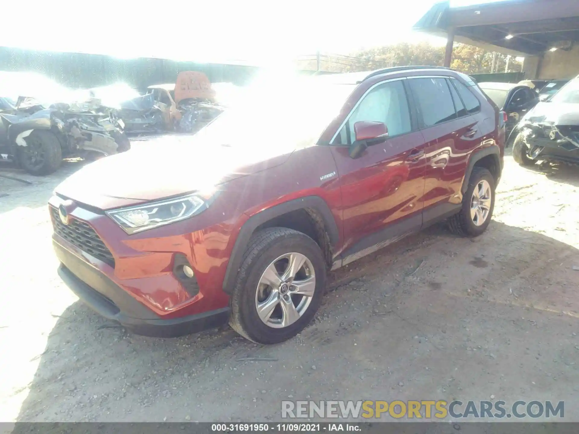 2 Photograph of a damaged car 2T3RWRFV7KW025490 TOYOTA RAV4 2019