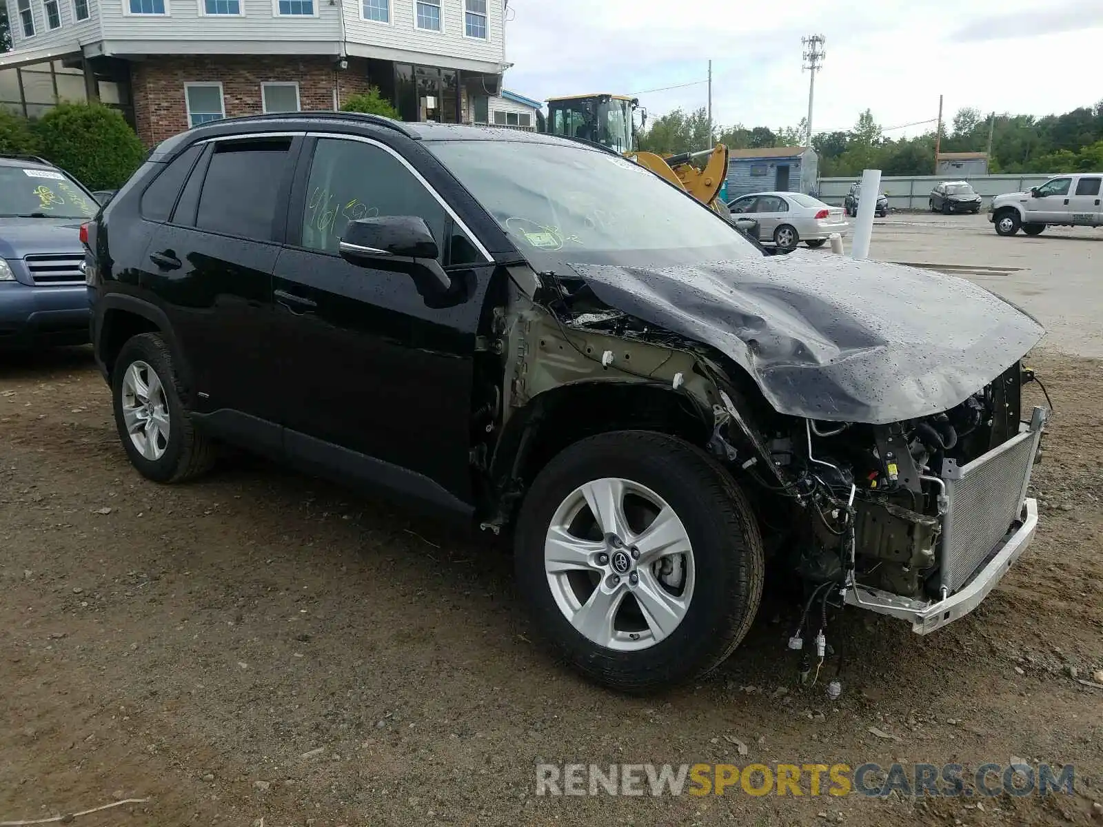 1 Photograph of a damaged car 2T3RWRFV7KW025568 TOYOTA RAV4 2019