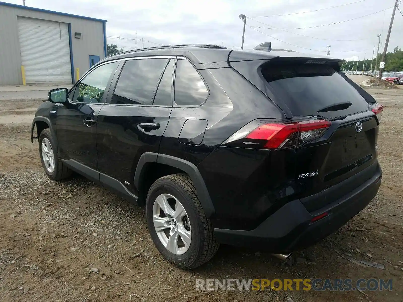 3 Photograph of a damaged car 2T3RWRFV7KW025568 TOYOTA RAV4 2019