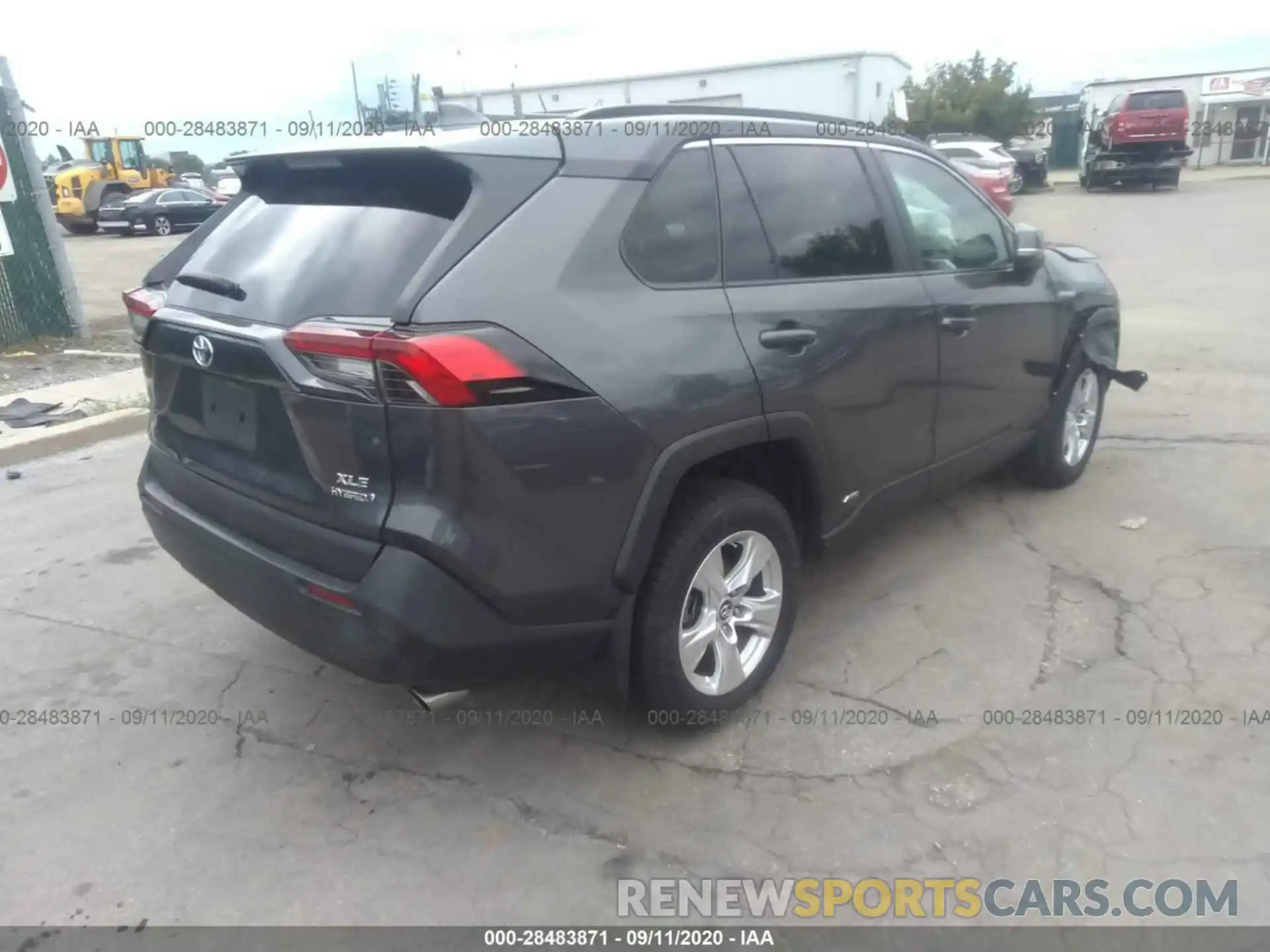 4 Photograph of a damaged car 2T3RWRFV7KW026865 TOYOTA RAV4 2019