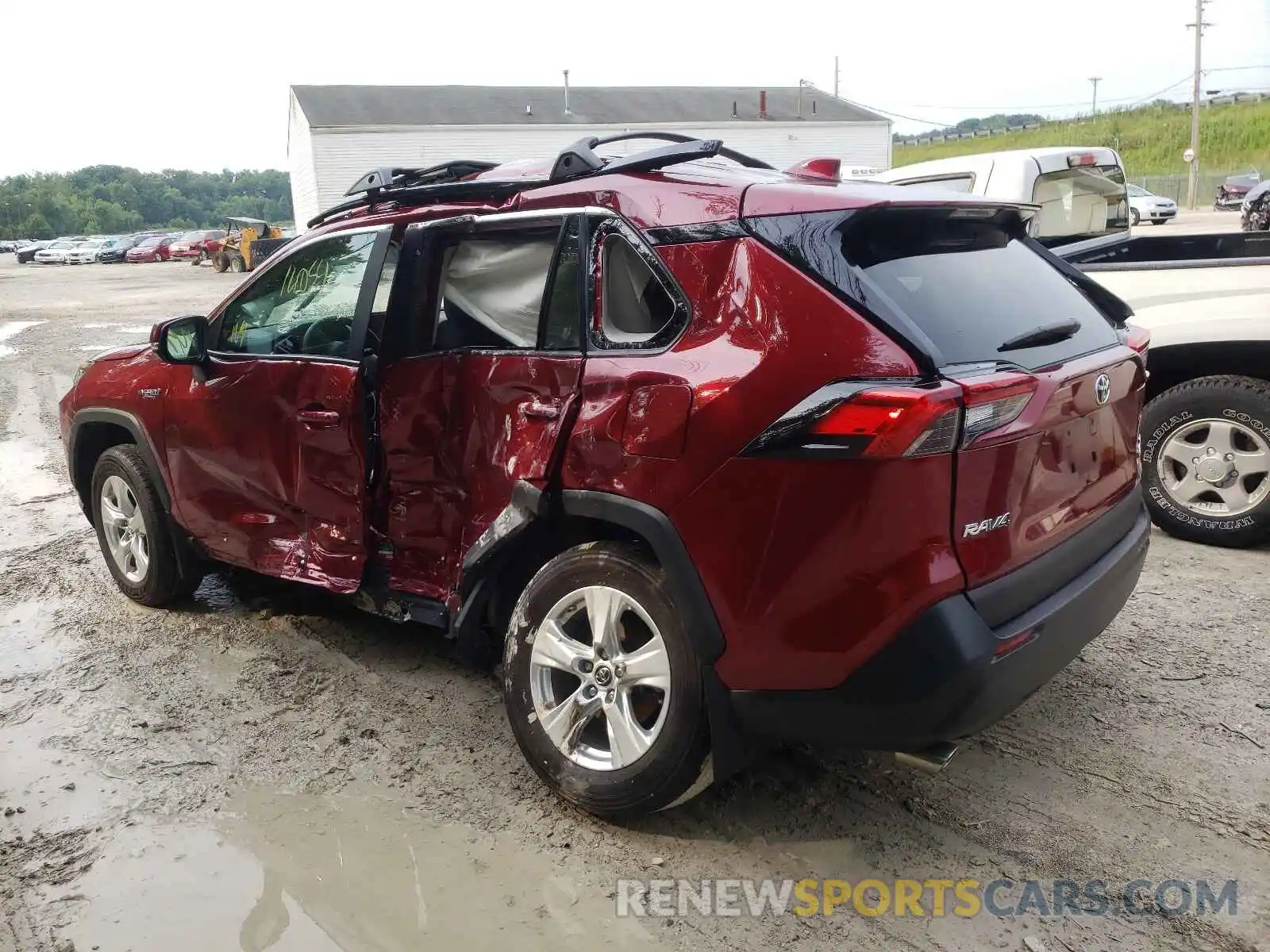 3 Photograph of a damaged car 2T3RWRFV7KW027367 TOYOTA RAV4 2019