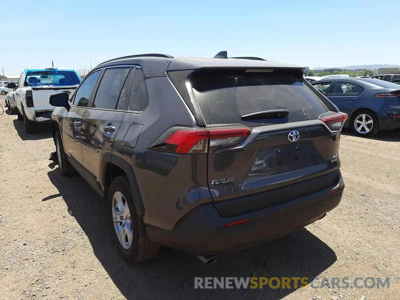 3 Photograph of a damaged car 2T3RWRFV7KW036893 TOYOTA RAV4 2019