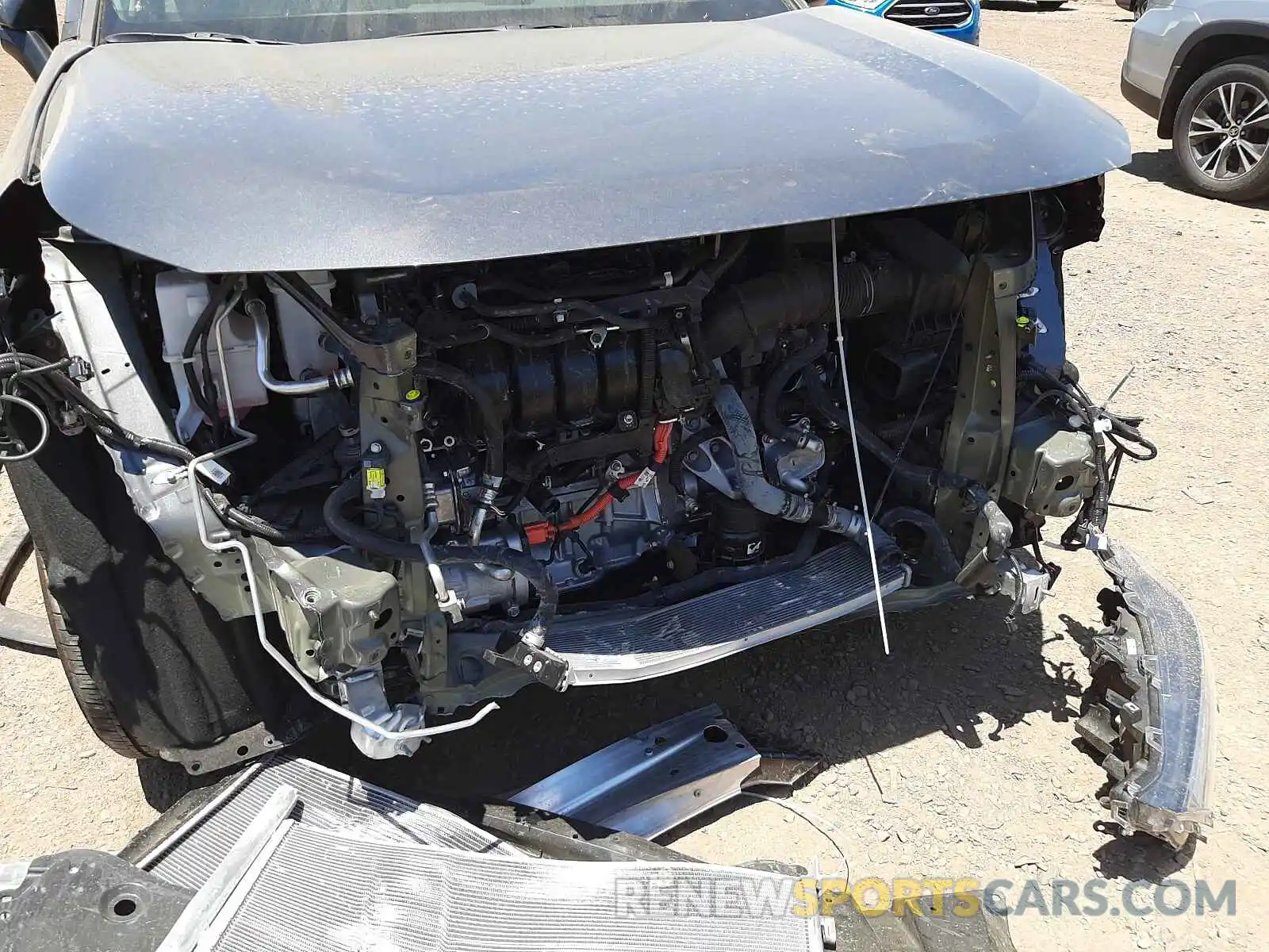 9 Photograph of a damaged car 2T3RWRFV7KW036893 TOYOTA RAV4 2019