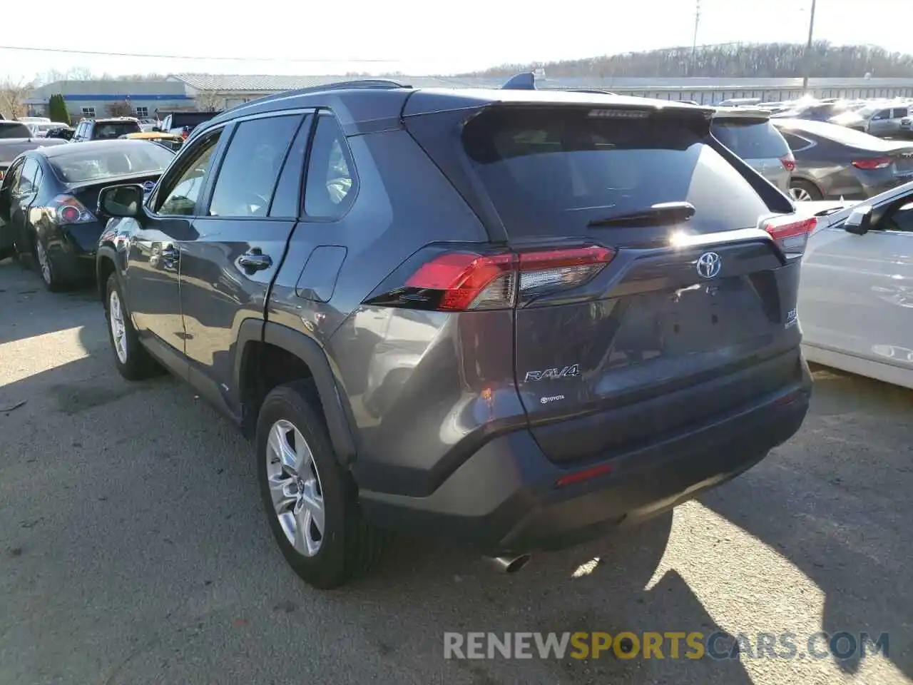 3 Photograph of a damaged car 2T3RWRFV7KW044380 TOYOTA RAV4 2019