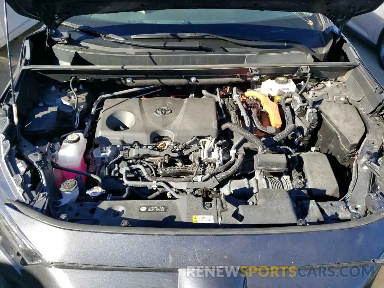 7 Photograph of a damaged car 2T3RWRFV7KW044380 TOYOTA RAV4 2019