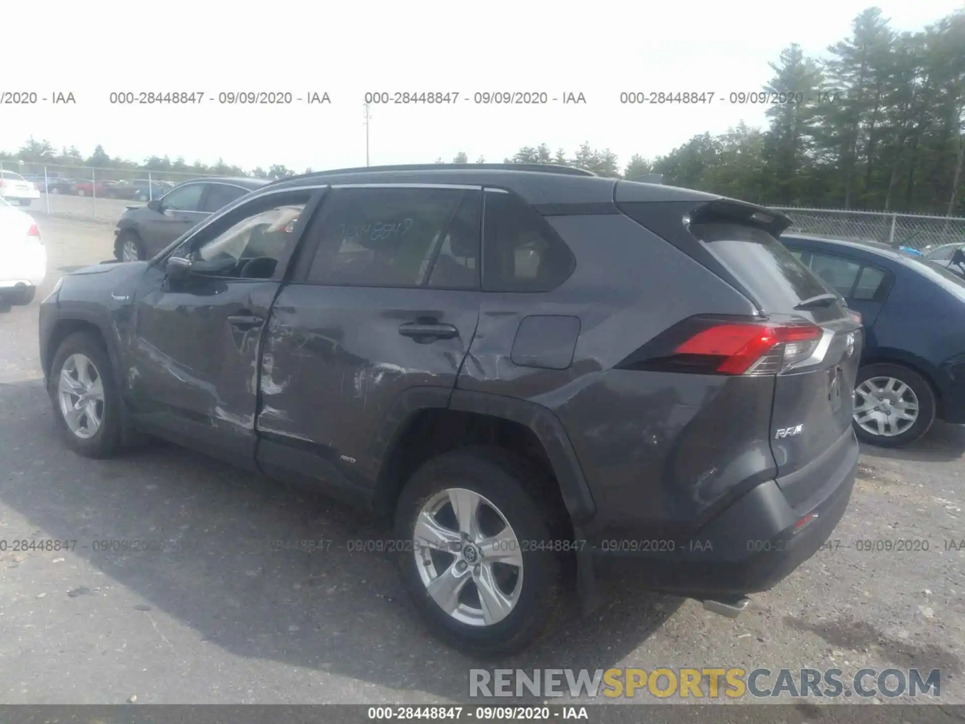 3 Фотография поврежденного автомобиля 2T3RWRFV7KW046257 TOYOTA RAV4 2019