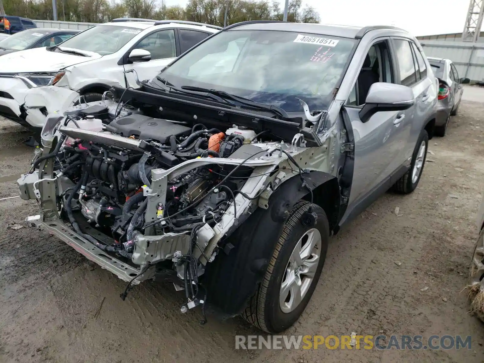 2 Фотография поврежденного автомобиля 2T3RWRFV8KW024770 TOYOTA RAV4 2019