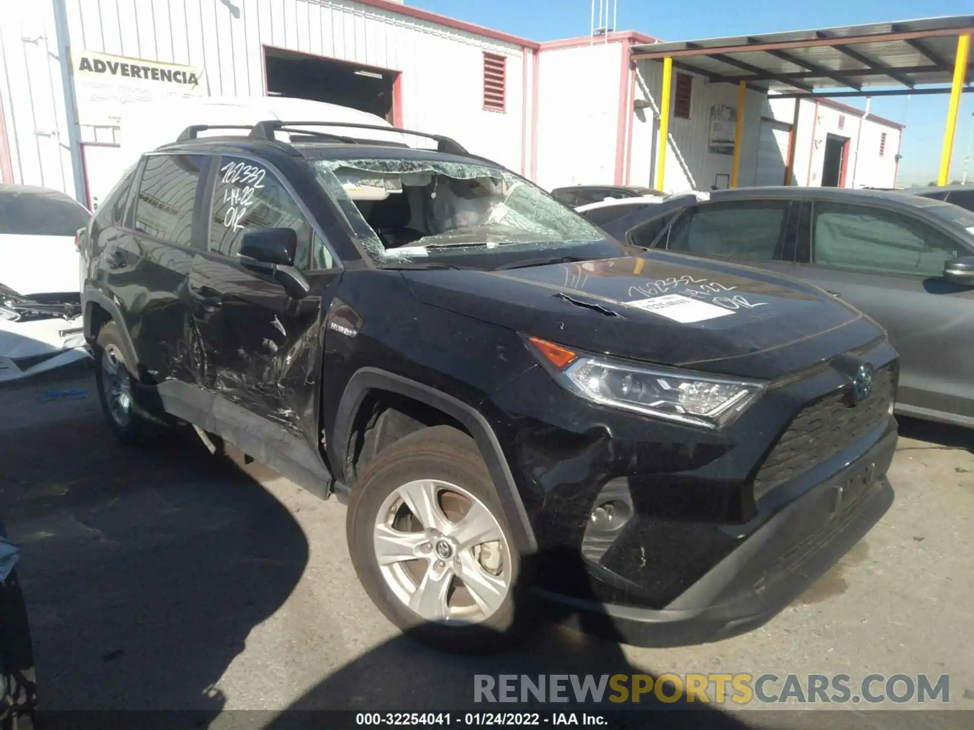 6 Photograph of a damaged car 2T3RWRFV8KW041195 TOYOTA RAV4 2019