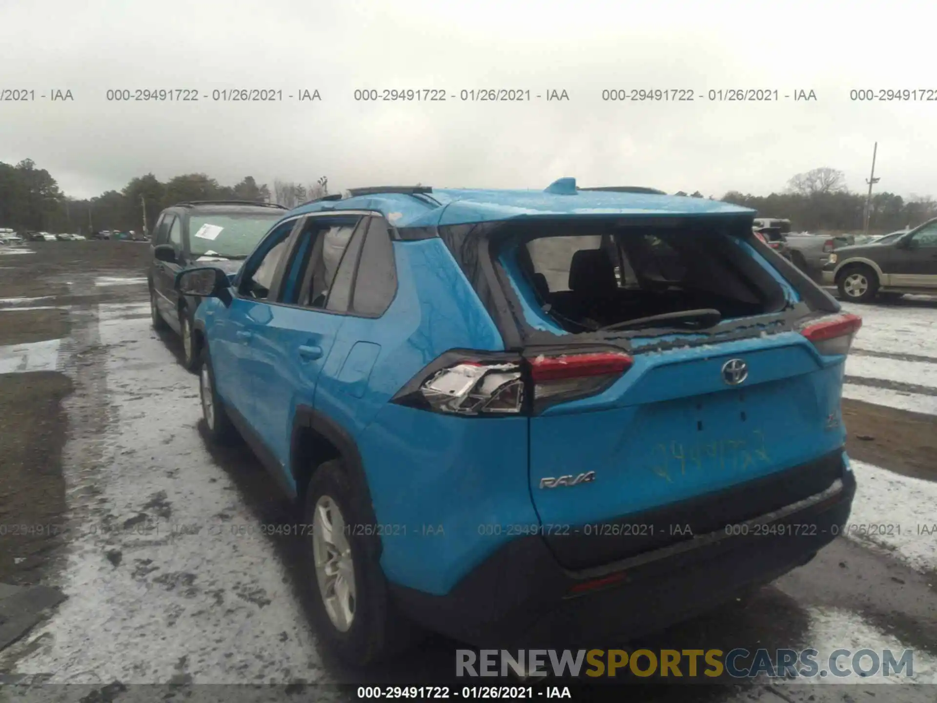 3 Photograph of a damaged car 2T3RWRFV9KW006195 TOYOTA RAV4 2019