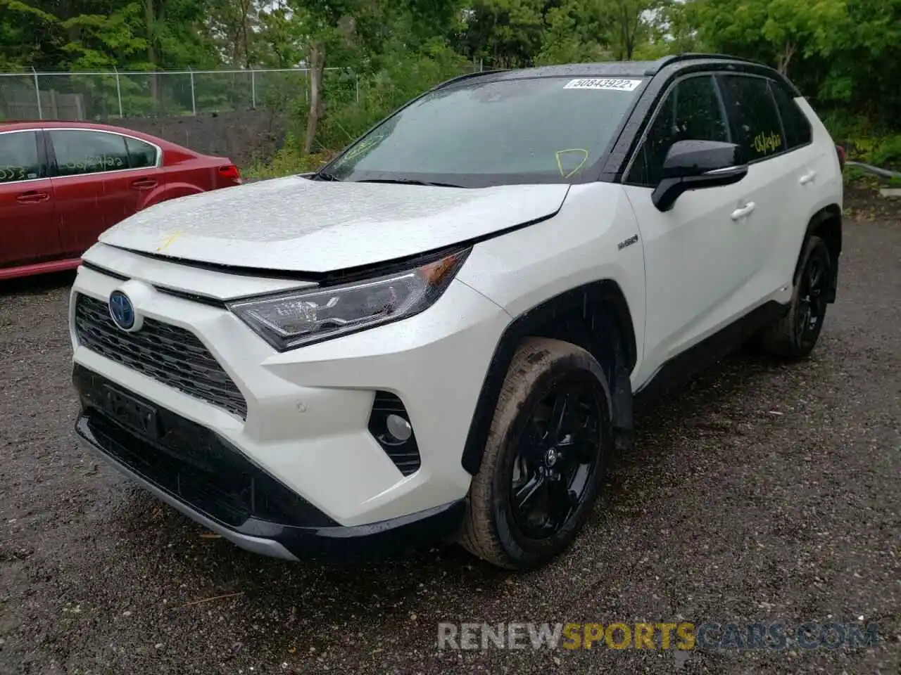 2 Photograph of a damaged car 2T3RWRFV9KW007315 TOYOTA RAV4 2019