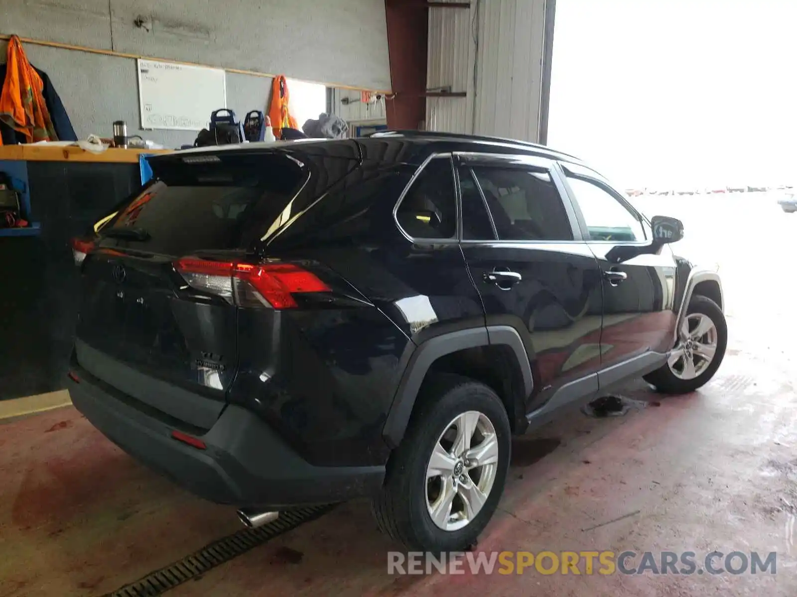 4 Фотография поврежденного автомобиля 2T3RWRFV9KW042789 TOYOTA RAV4 2019