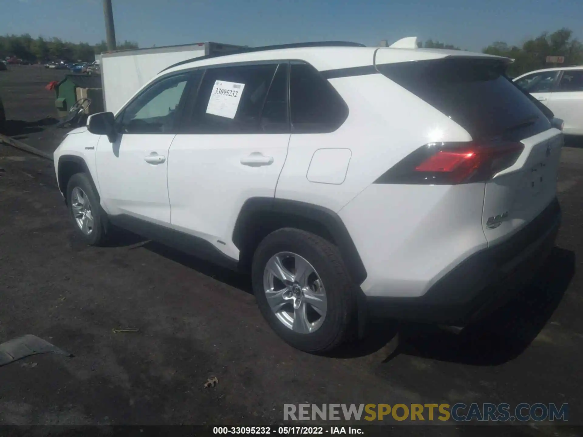 3 Photograph of a damaged car 2T3RWRFV9KW043084 TOYOTA RAV4 2019