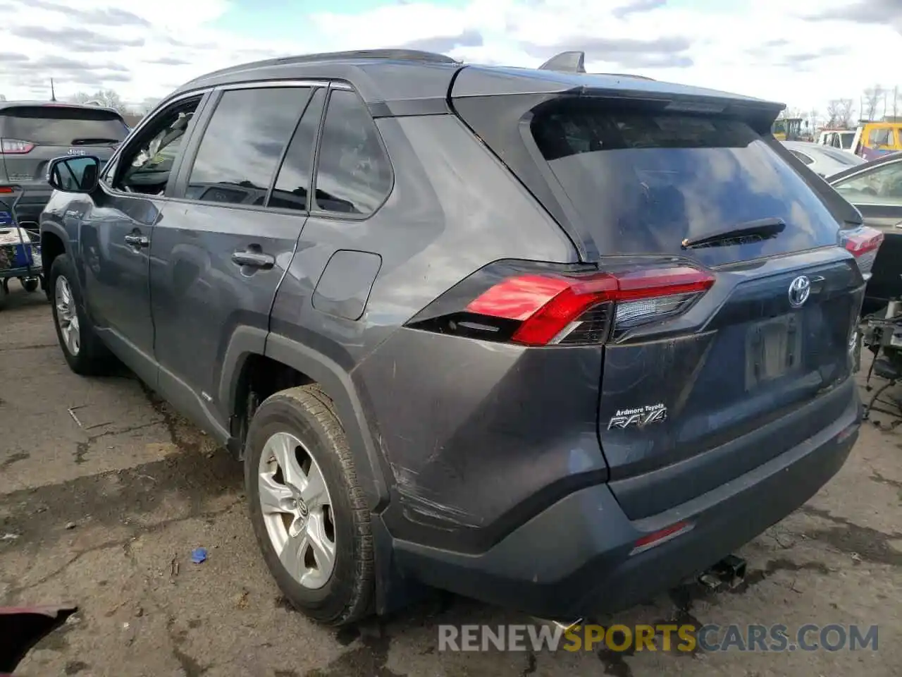 3 Photograph of a damaged car 2T3RWRFVXKW005816 TOYOTA RAV4 2019