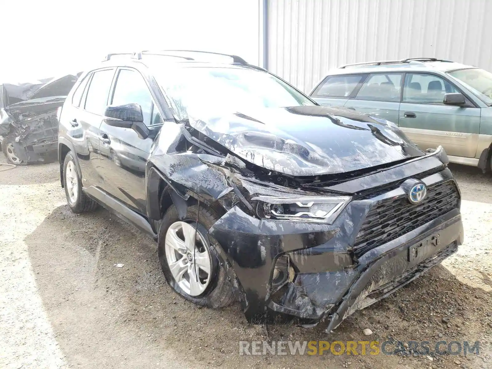 1 Photograph of a damaged car 2T3RWRFVXKW006089 TOYOTA RAV4 2019