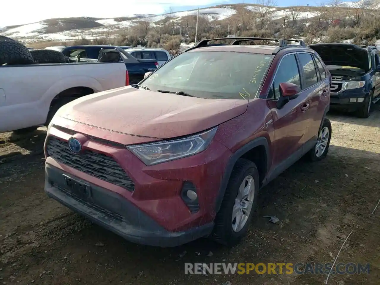 2 Photograph of a damaged car 2T3RWRFVXKW014144 TOYOTA RAV4 2019