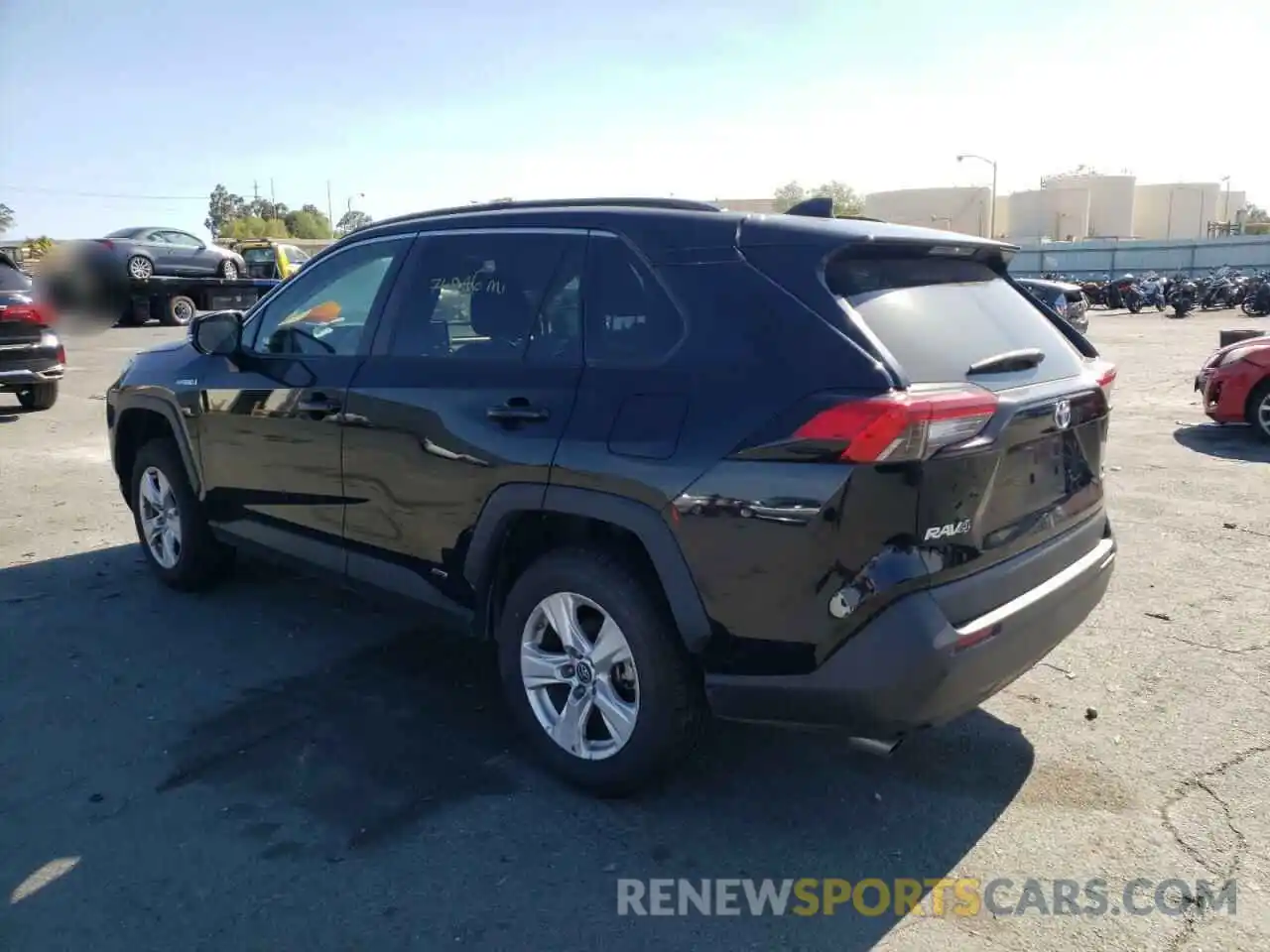 3 Photograph of a damaged car 2T3RWRFVXKW015777 TOYOTA RAV4 2019