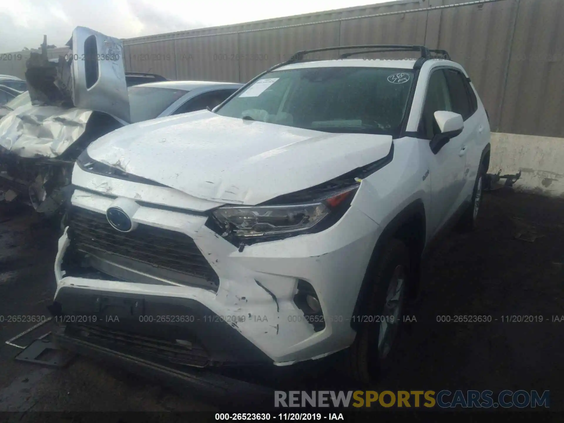 2 Photograph of a damaged car 2T3RWRFVXKW020848 TOYOTA RAV4 2019