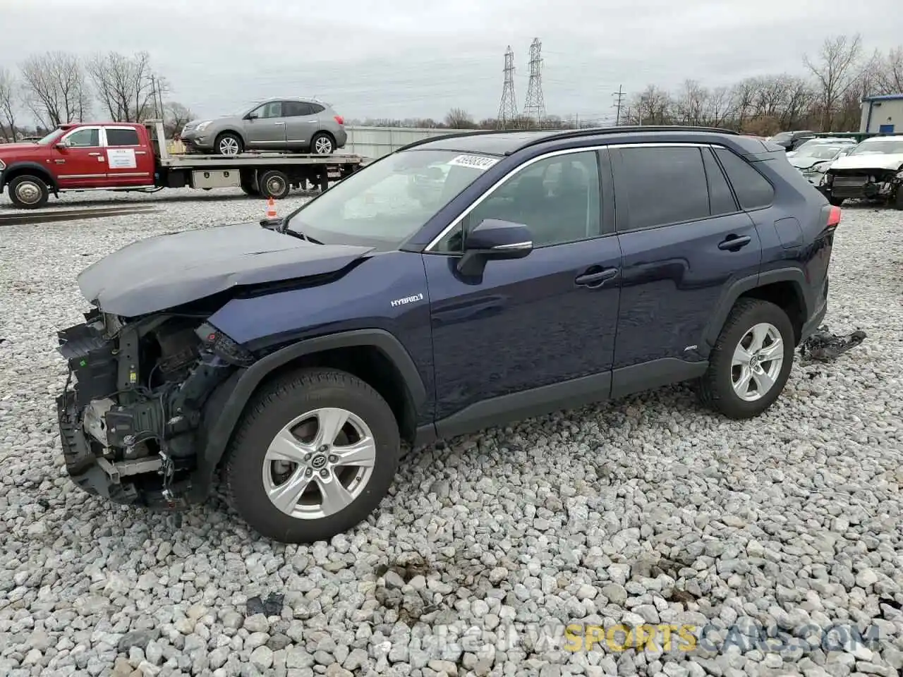 1 Photograph of a damaged car 2T3RWRFVXKW027556 TOYOTA RAV4 2019