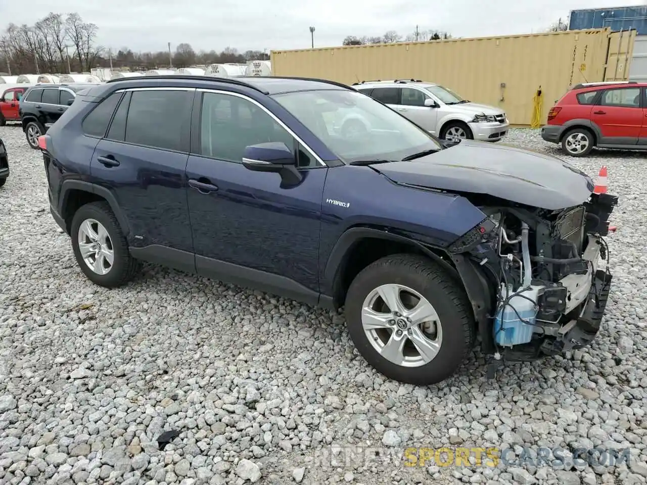 4 Photograph of a damaged car 2T3RWRFVXKW027556 TOYOTA RAV4 2019