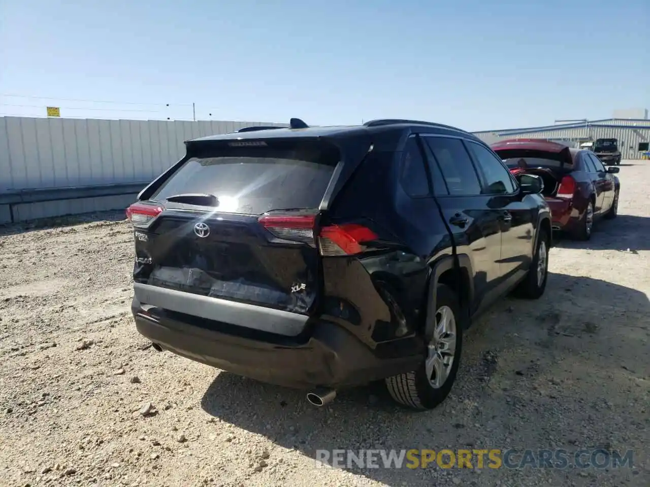 4 Photograph of a damaged car 2T3W1RFV0KC002085 TOYOTA RAV4 2019