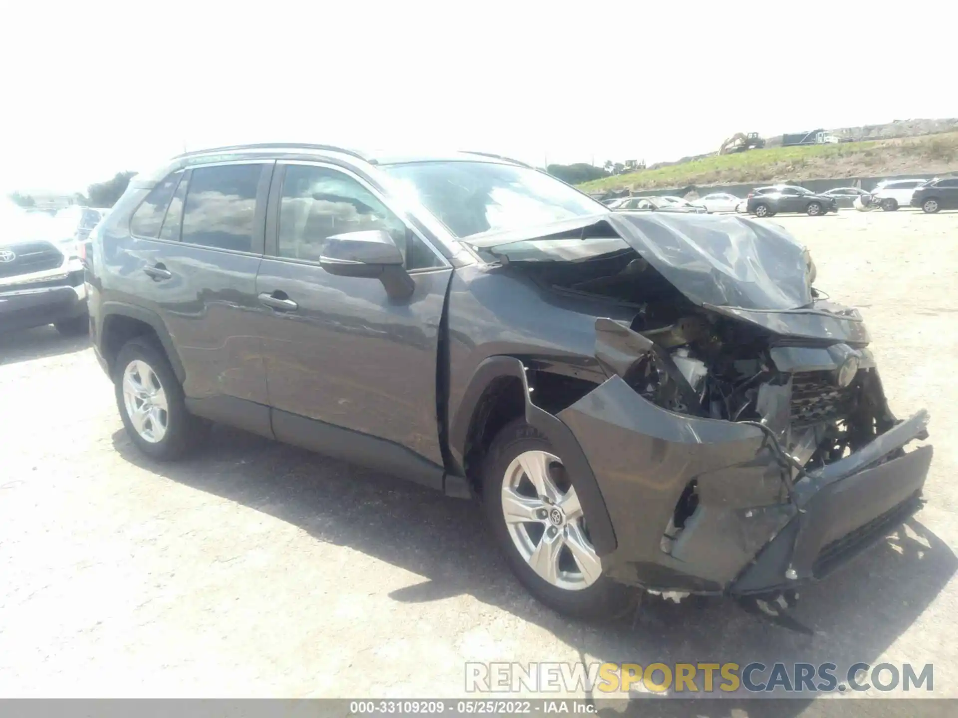 1 Photograph of a damaged car 2T3W1RFV0KC011918 TOYOTA RAV4 2019