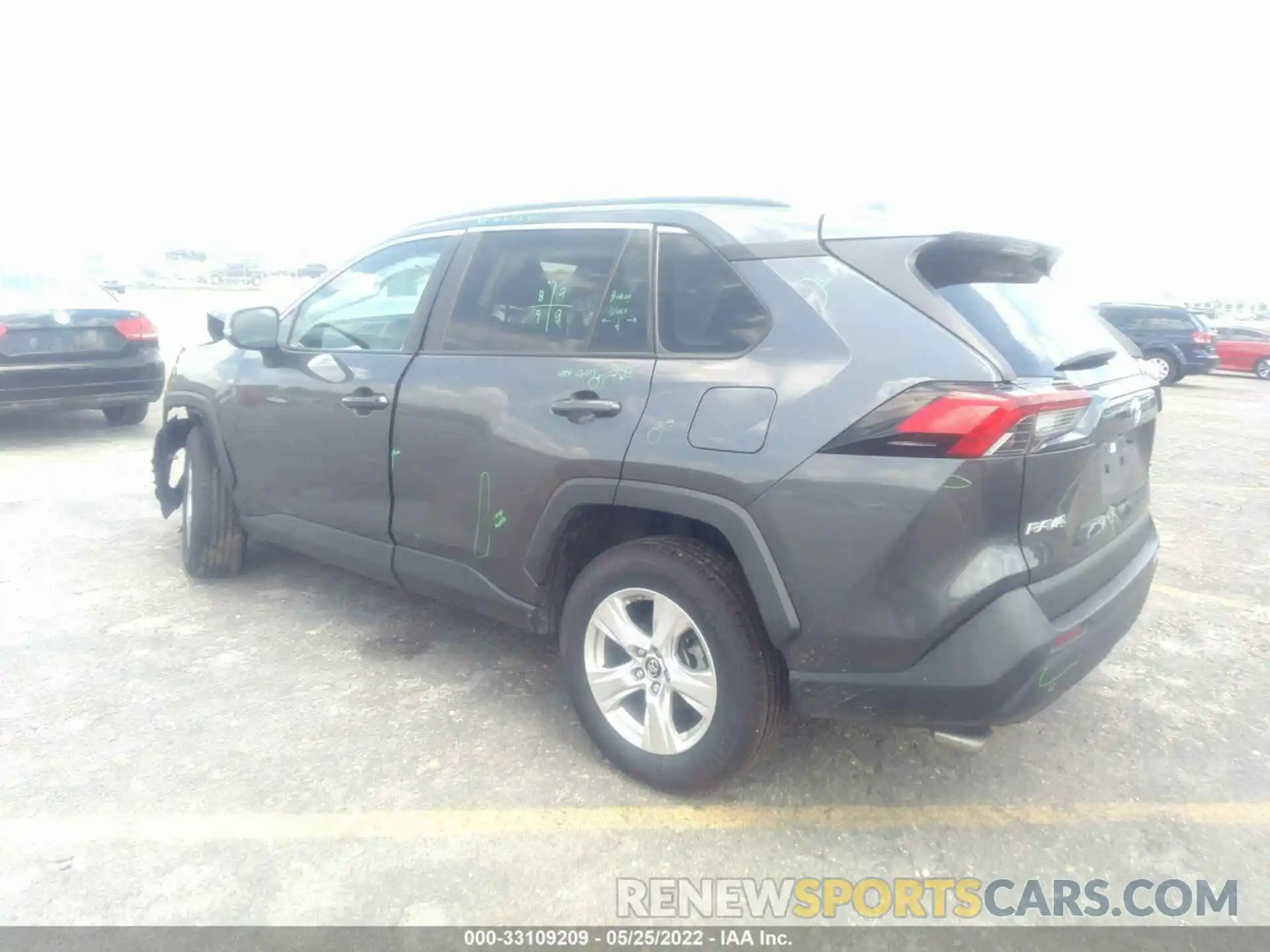 3 Photograph of a damaged car 2T3W1RFV0KC011918 TOYOTA RAV4 2019