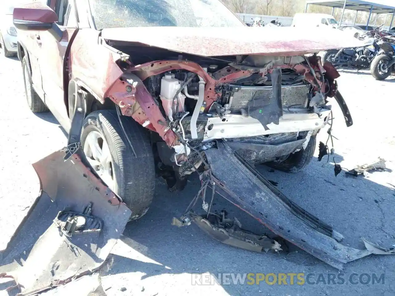 9 Photograph of a damaged car 2T3W1RFV0KC021459 TOYOTA RAV4 2019